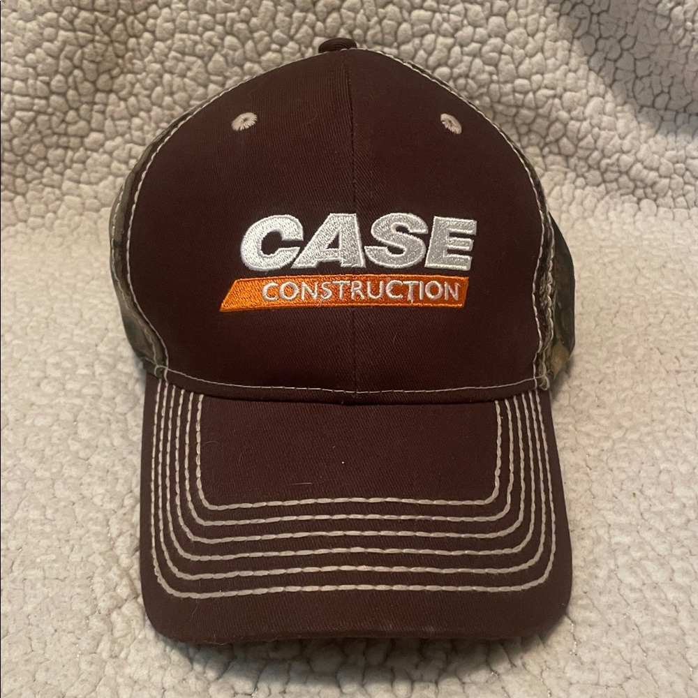 NWOT Case Construction Trucker Hat